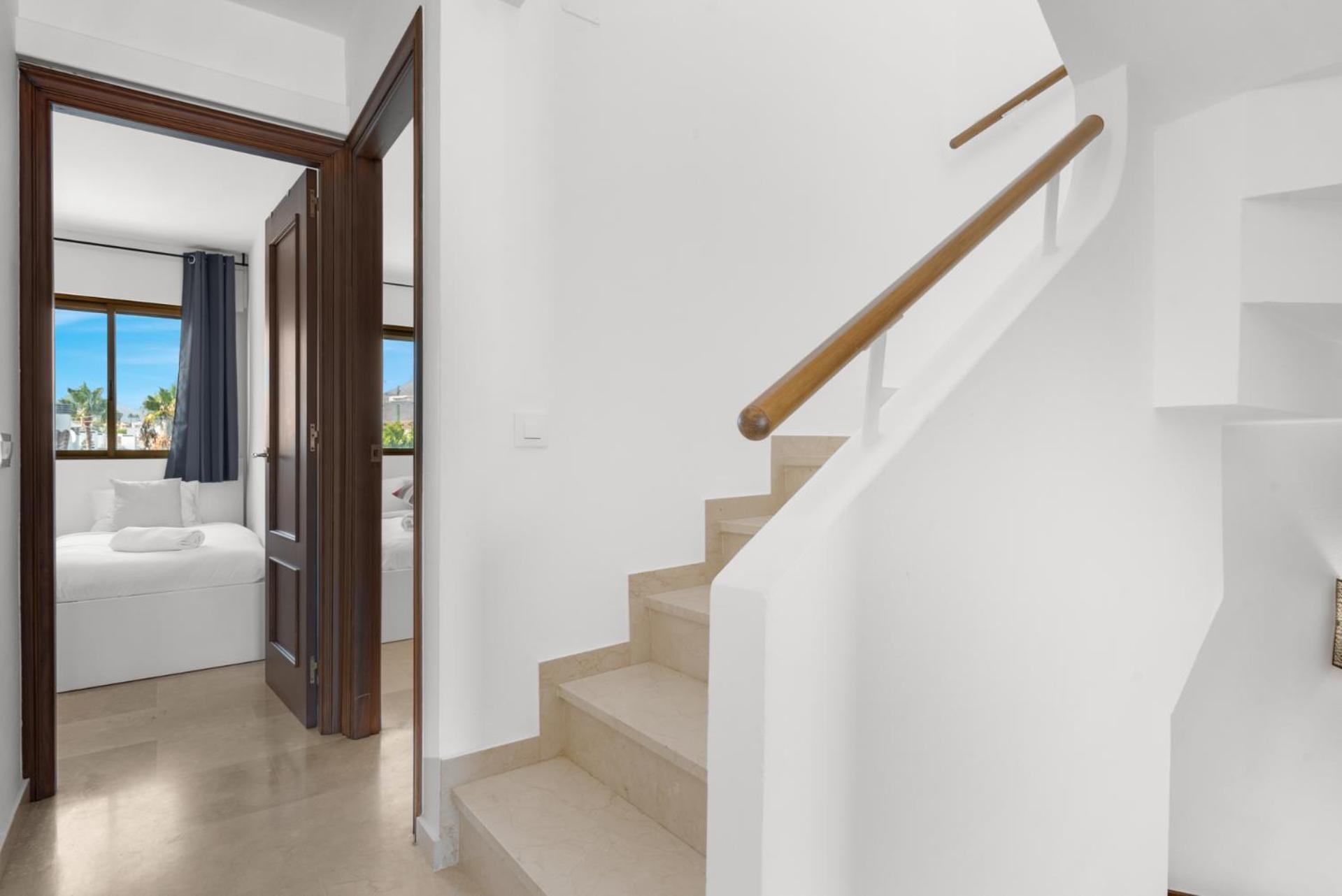 Lovely Penthouse Near Estepona Marina By Costarentals - Ref M15 エクステリア 写真