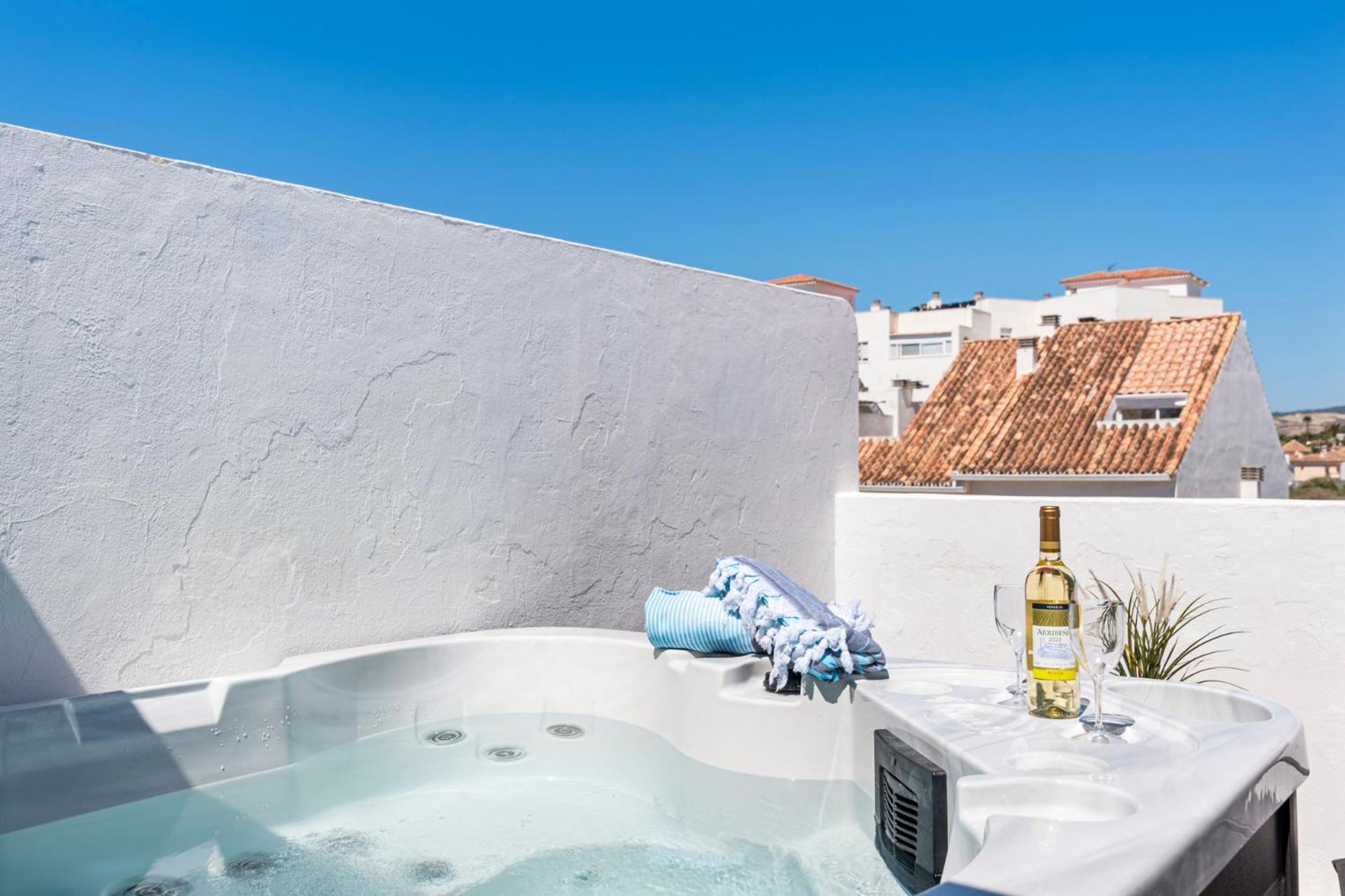 Lovely Penthouse Near Estepona Marina By Costarentals - Ref M15 エクステリア 写真