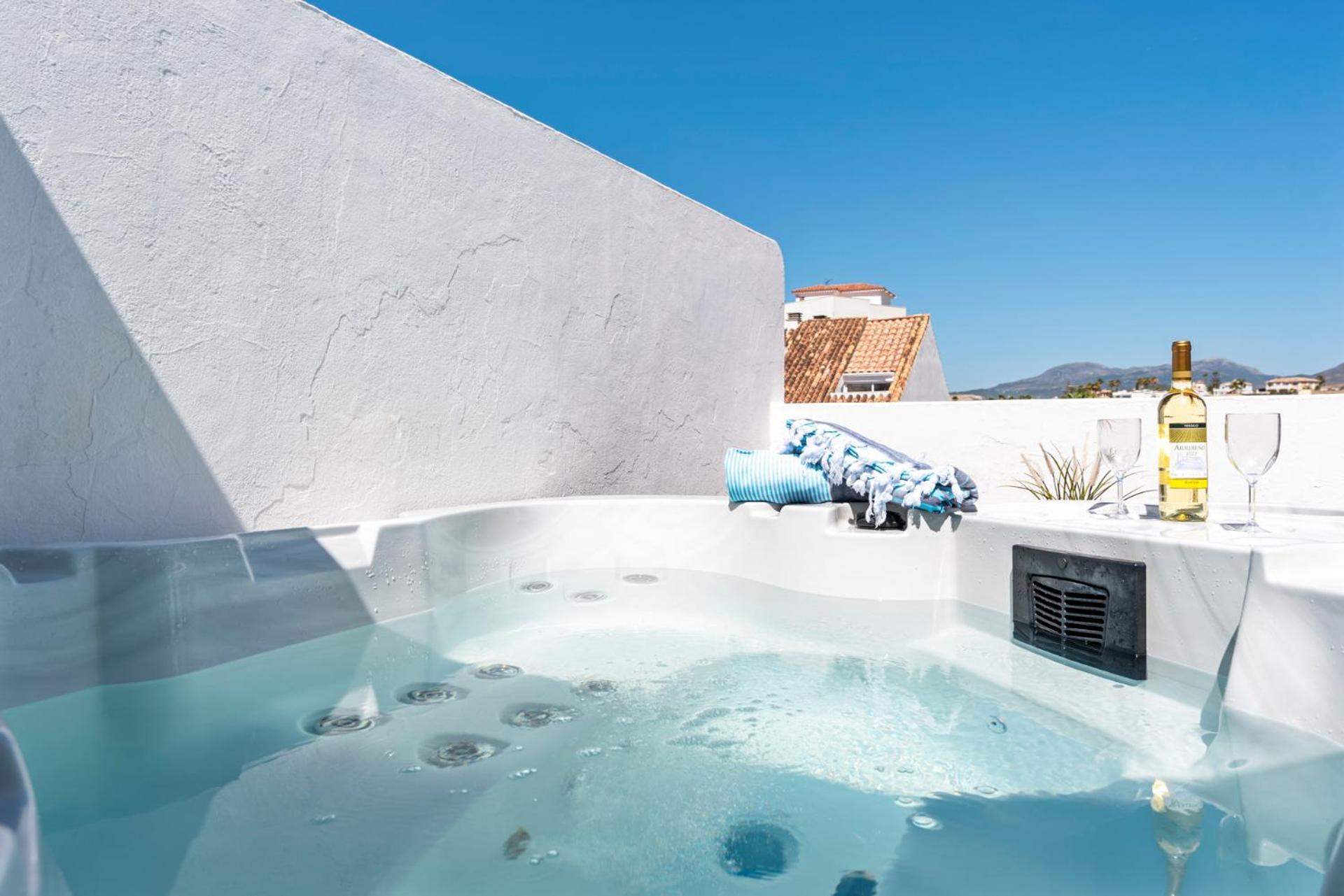 Lovely Penthouse Near Estepona Marina By Costarentals - Ref M15 エクステリア 写真